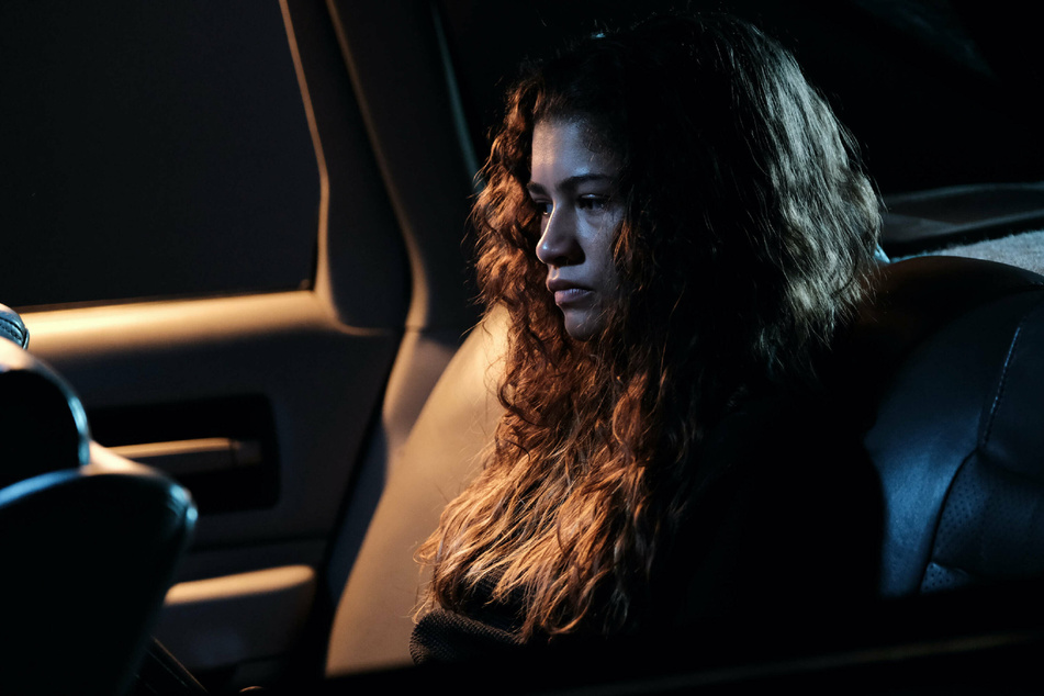 Zendaya reprises her roles as the troubled teen addict Rue Bennett in Euphoria season 2.