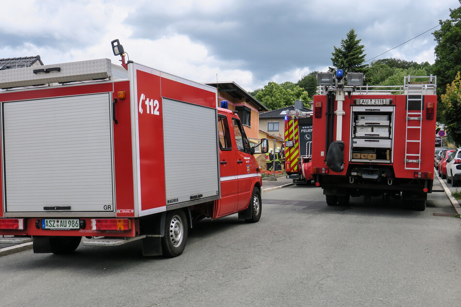 Neben der Feuerwehr waren auch Rettungsdienst und Polizei im Einsatz.