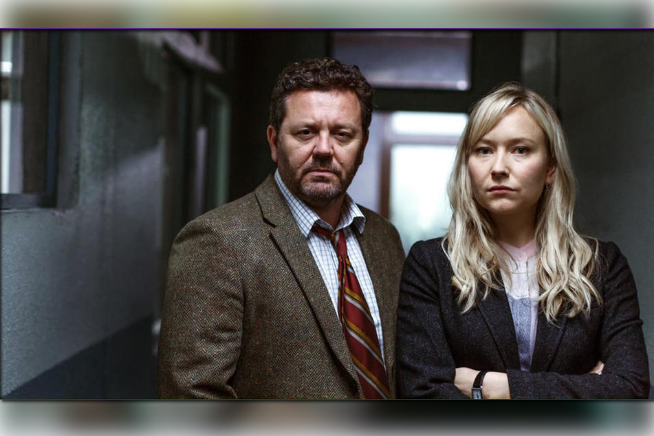 Detective Mike Shepherd (Neill Rea) und seine Kollegin Kristin Sims (Fern Sutherland) ermitteln in den Wäldern von Brokenwood.