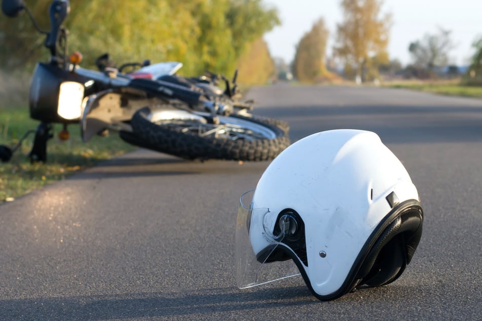 Bei einem Motorradunfall kam in Sachsen-Anhalt ein Mann ums Leben. (Symbolbild)