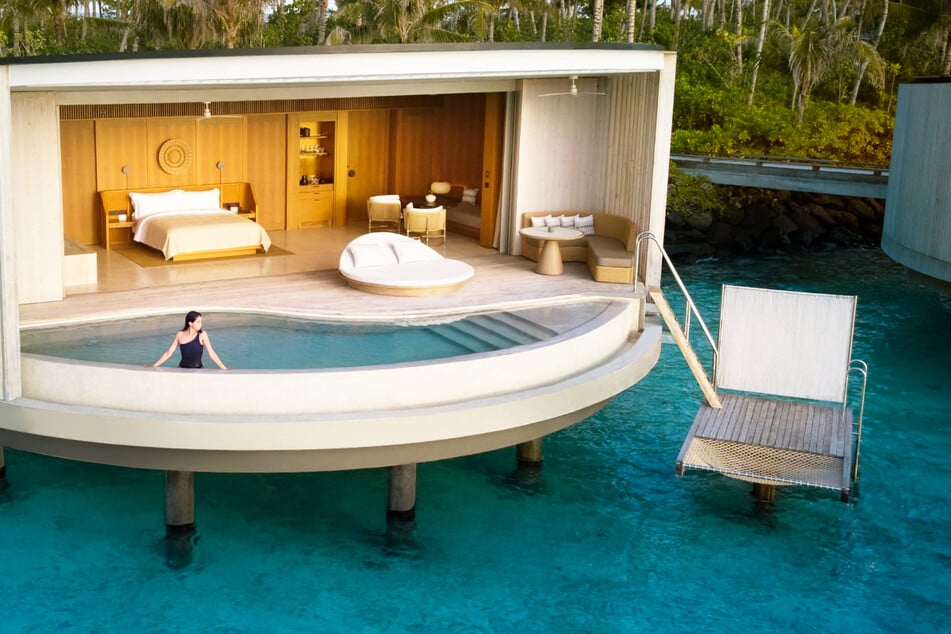 Traumurlaube auf der ganzen Welt versprechen die Hotels der Marriott-Kette, wie hier auf den Fari Island im "The Ritz-Carlton Maledives".