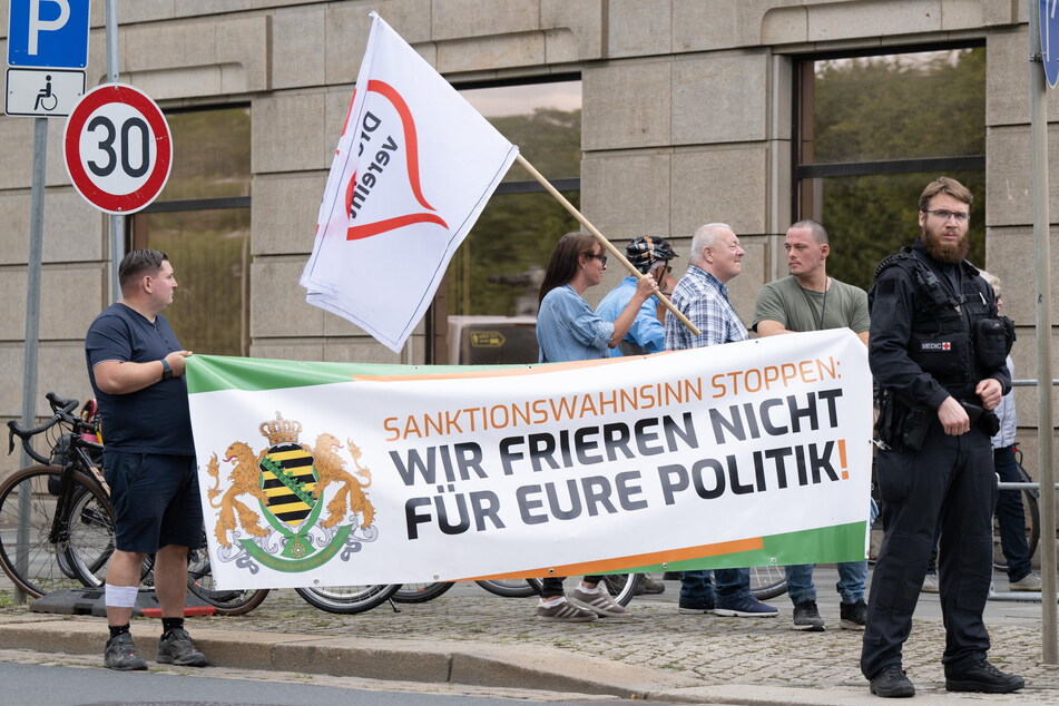 Die rechtsextremen "Freien Sachsen" demonstrieren schon seit Wochen gegen die Energie-Politik, wie hier Anfang des Monats in Dresden.