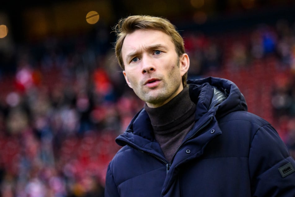 Verpasst Bayer die Champions League, ist im Sommer das finanzielle Geschick von Simon Rolfes (44) gefragt.