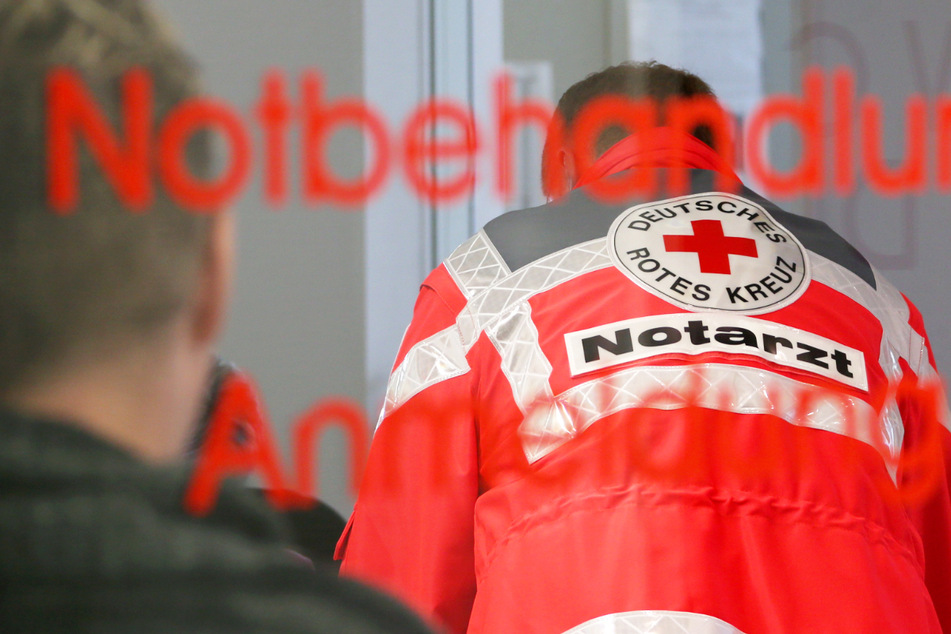 Baby nach Misshandlung reanimiert! Eltern sitzen in Untersuchungshaft