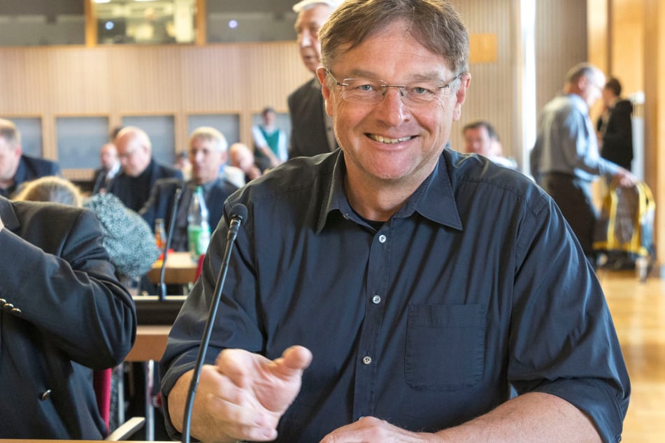 Fraktions-Chef Holger Zastrow (56, Team Zastrow).