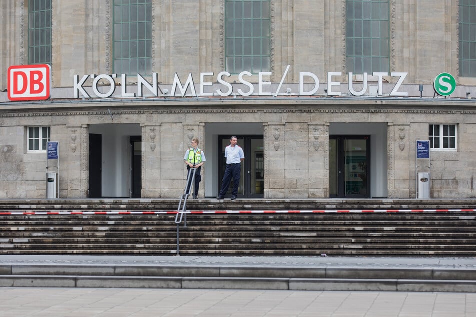Die Bundespolizei stellte den 50-Jährigen am Bahnhof Köln Messe/Deutz. (Archivfoto)