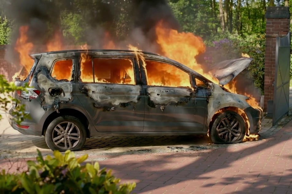 Bens Wagen ist explodiert.