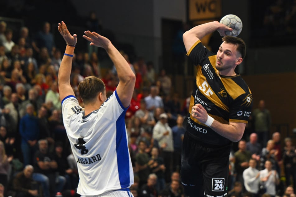Rückraum-Spieler Timo Löser erzielte kurz vor Schluss den Siegtreffer für den HCE.