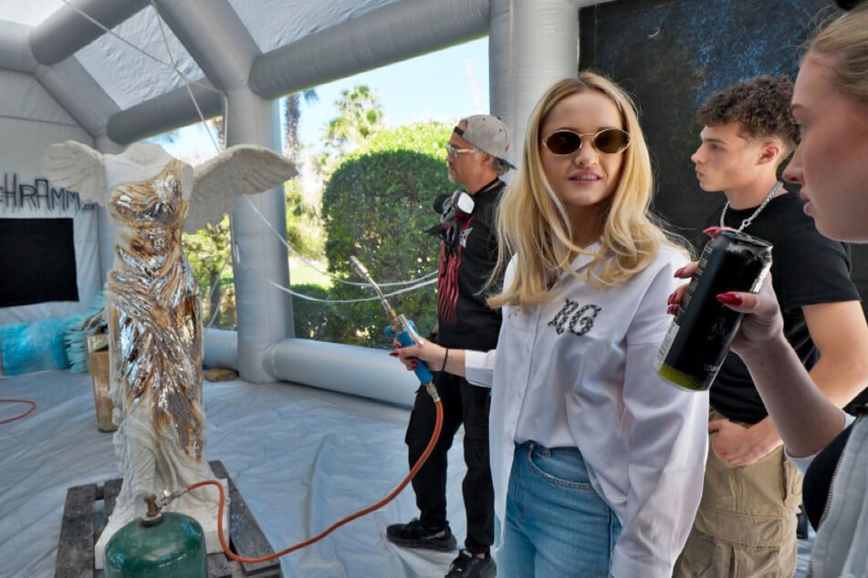 Auch in Saint Tropez macht sich auf dem Anwesen der neuen Luxus-Villa Unmut breit.
