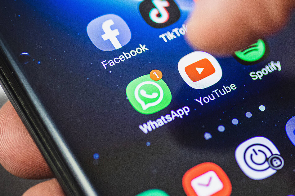 WhatsApp is giving users more control over secret disappearing messages.