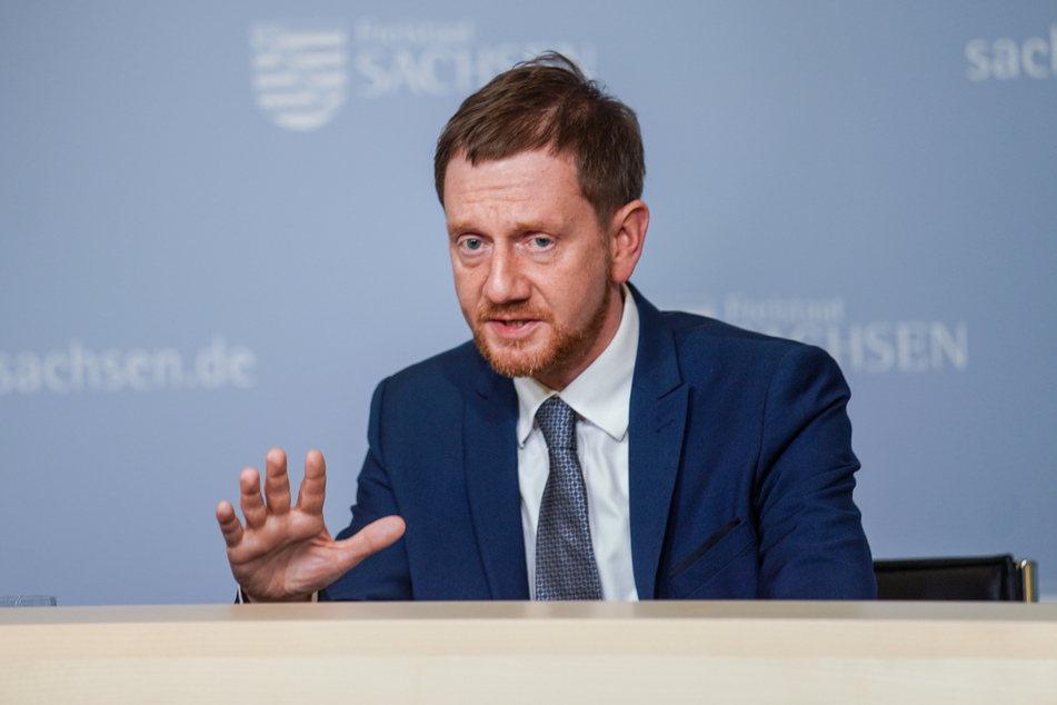 Die Regierung von Ministerpräsident Michael Kretschmer (46, CDU) hat neue Corona-Regeln beschlossen.