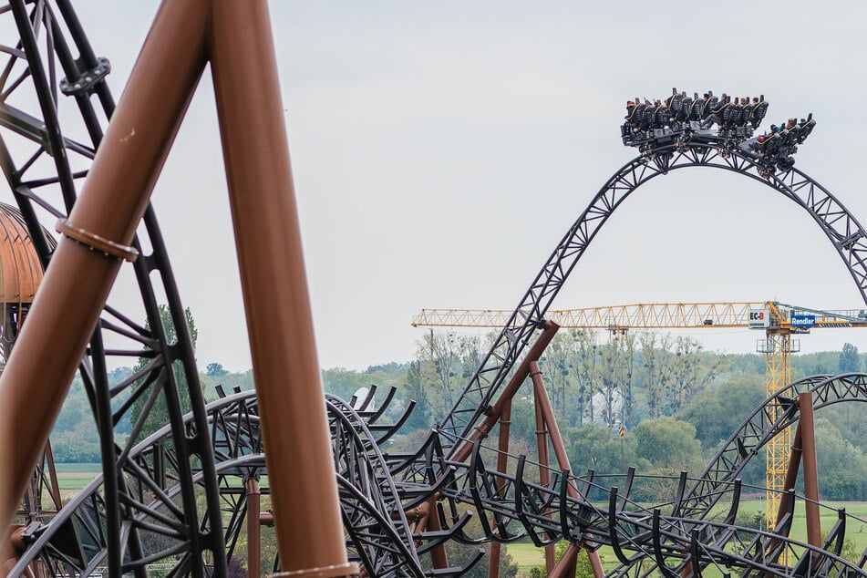 Achterbahn-Panne im Europa-Park: So lange saßen die Fahrgäste fest!