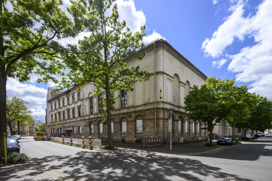 Das Gebäude mitten in der Zwickauer Innenstadt steht unter Denkmalschutz.