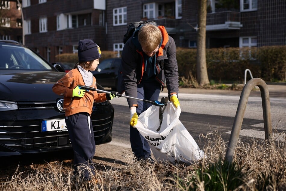 Im Zeitraum vom 28. Februar bis zum 9. März seien 135 Tonnen Müll gesammelt worden.