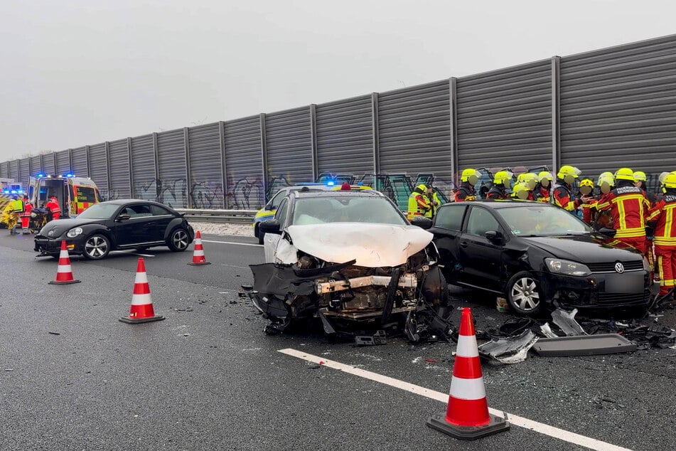 Auf der A7 bei Quickborn ereignete sich am Montagnachmittag in Fahrtrichtung Süden eine Massenkarambolage.