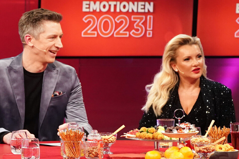 Evelyn Burdecki: RTL-Jahresrückblick: Evelyn Burdecki ist "maximal aufgeregt" – und tritt prompt ins Fettnäpfchen