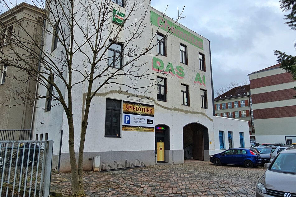 Vor dieser Spielothek fand der Messerangriff statt.