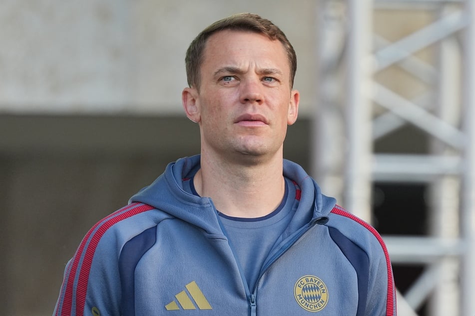 Manuel Neuer (40) ist momentan nicht spielbereit.