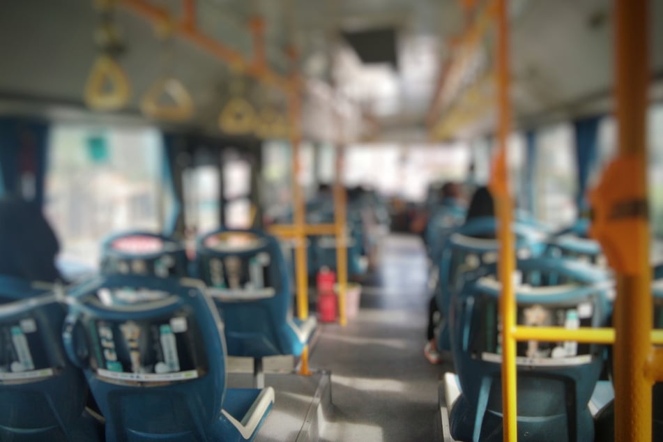 In einem Linienbus in Kaiserslautern spielten sich irre Szenen ab. (Symbolbild)