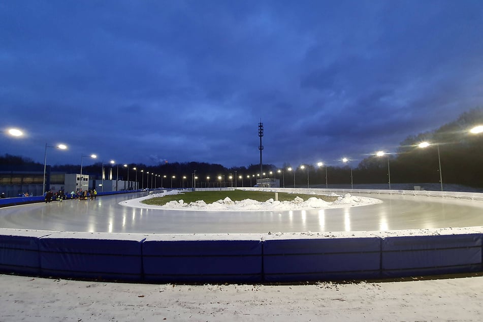 Kein Dach, keine Zukunft: Am Ende lässt es sich so auf den Punkt bringen. Der Bundesstützpunkt in Chemnitz steht nach der Olympia-Saison 2026 vor dem Aus.