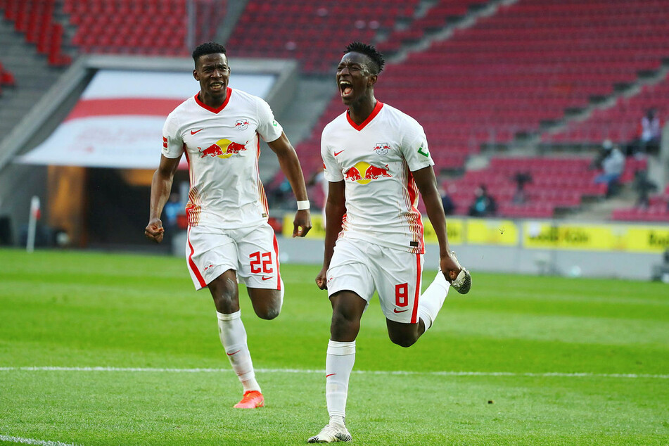 Im letzten Duell traf Amadou Haidara (r.), dennoch verlor RB beim 1. FC Köln mit 1:2.