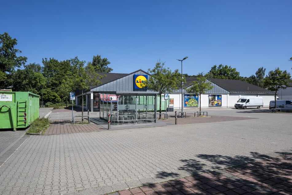 Der Lidl in der Zwickauer Straße 160 soll ab Montag abgerissen werden.