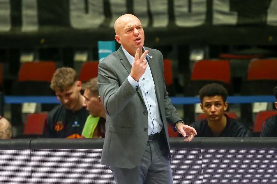 Niners-Trainer Rodrigo Pastore musste in Montenegro eine Niederlage hinnehmen. (Archivbild)