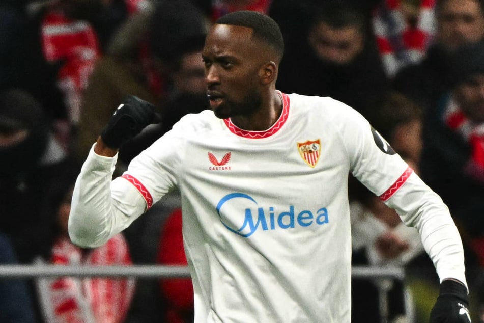 Dodi Lukebakio (27) hat sich beim FC Sevilla zum Stammspieler und Leistungsträger entwickelt.