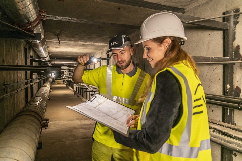 Als Mitarbeiter Planung und Bau Fernwärme (m/w/d) kümmerst Du Dich u.a. um Netzanschlüsse.