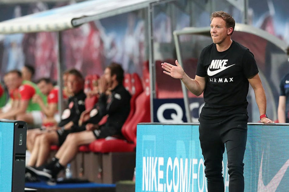 Wenig begeistert vom Video-Assistenten: RB-Trainer Julian Nagelsmann (32, r.).