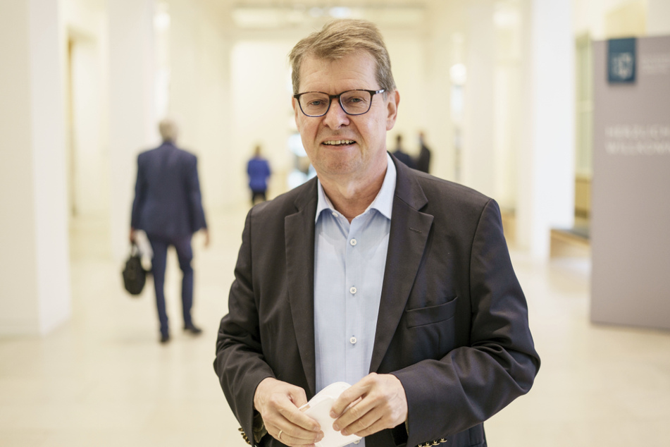 Ralf Stegner (61, SPD) gewann den Wahlkreis "007 Pinneberg". (Archivbild)