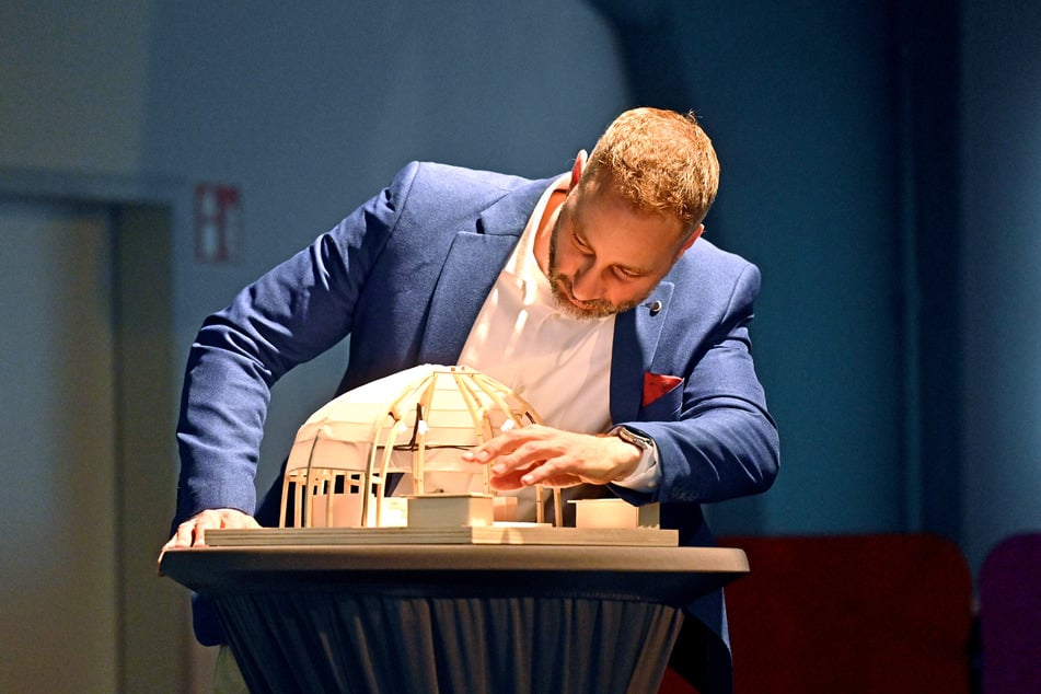 Der Präsident des Landesamtes für Schule und Bildung, Patrick Schreiber (46), war von den Schülerprojekten fasziniert.