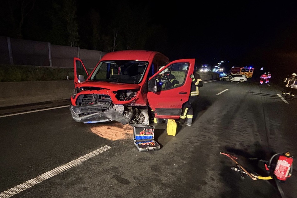 Bei einem Unfall auf der A3 in Fahrtrichtung Köln wurden sieben Personen verletzt.