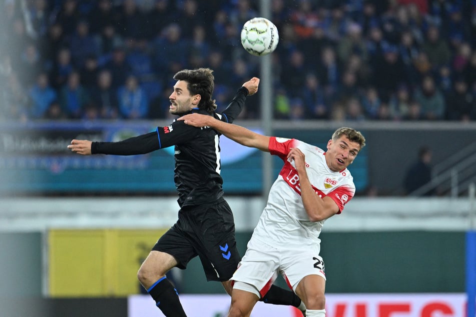 Dem SC Paderborn gehört die Anfangsphase.