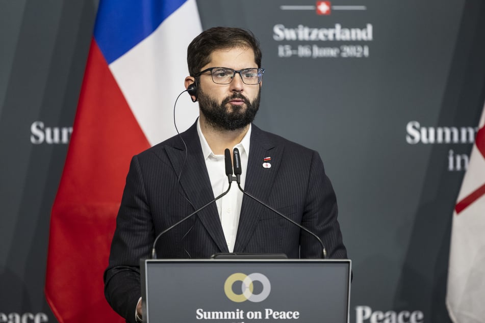 Čílsky prezident Gabriel Boric (39) varoval svoj ľud pred cunami.