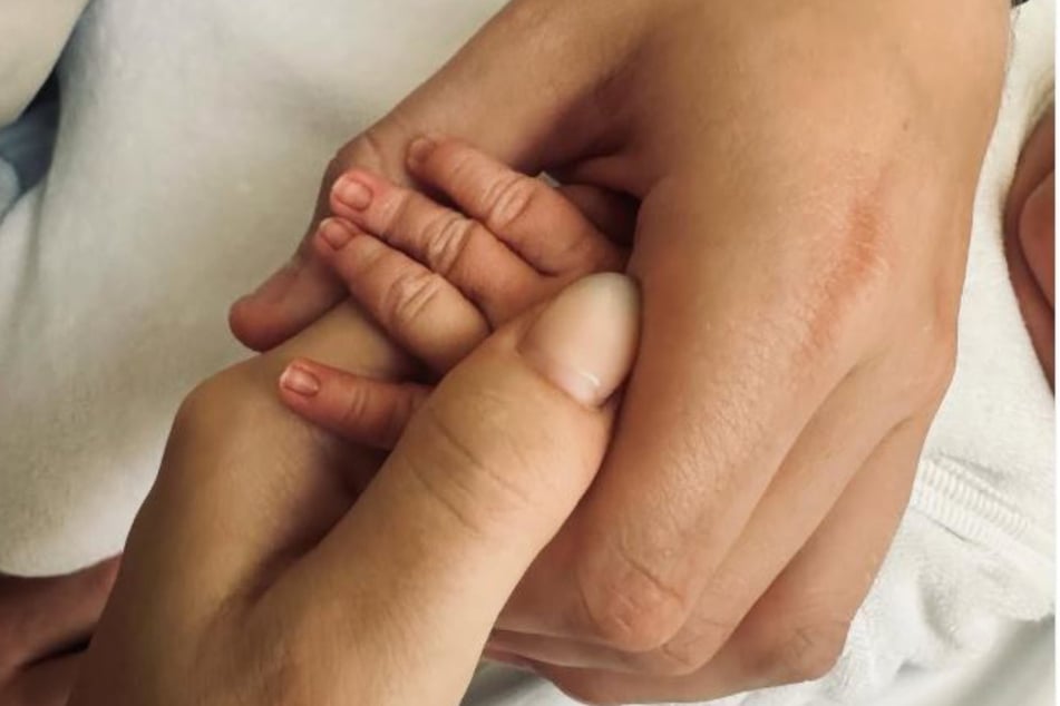 Das Paar wurde Eltern eines kerngesunden Jungen.
