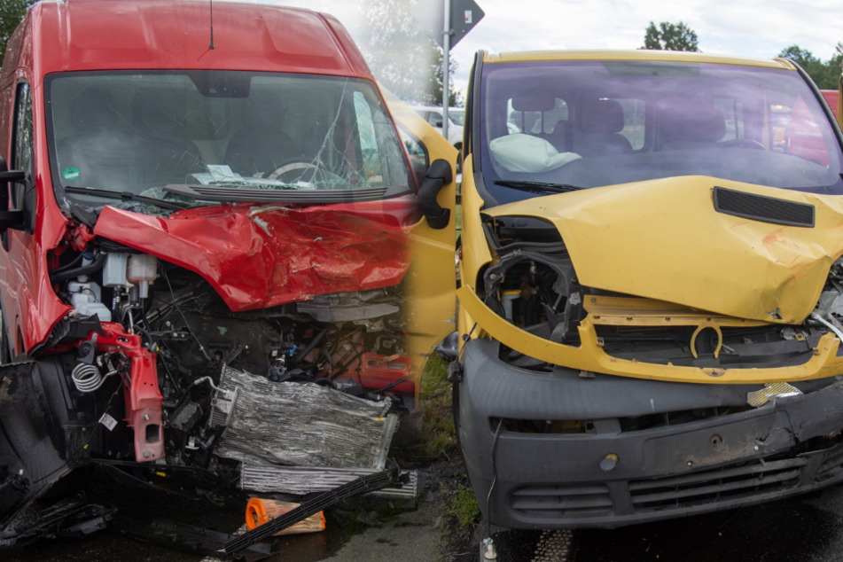 Ford kracht auf S94 frontal in Opel: Zwei Menschen verletzt