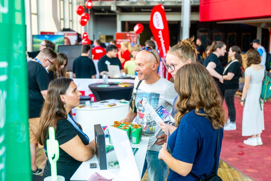Das Programm der Talentgame 2025 bietet spannende Talks, Coaching und Gaming-Action für Azubis, Studierende und Jobsuchende.