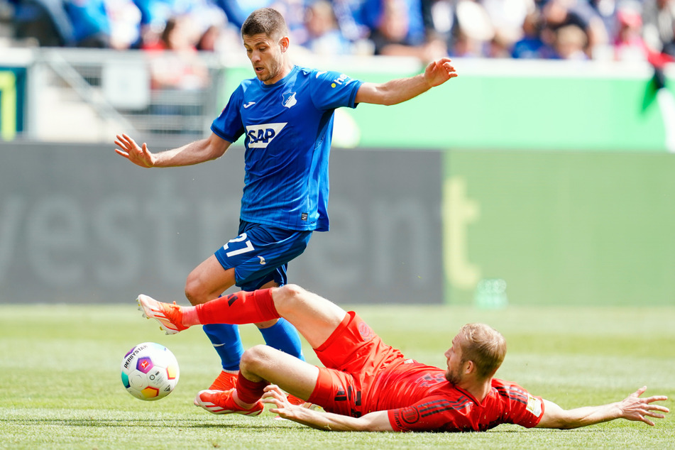 Andrej Kramaric (l.) gegen Konrad Laimer: Der Offensivmann der TSG zeigte eine überragende Leistung.