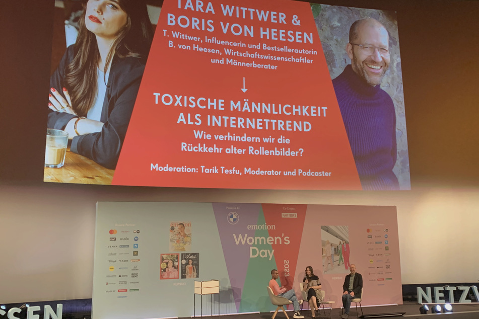 Tara-Louise Wittwer (32) hat gemeinsam mit Boris von Heesen (54) und Tarik Tesfu (38) beim EWD über Folgen toxischer Männlichkeit diskutiert.