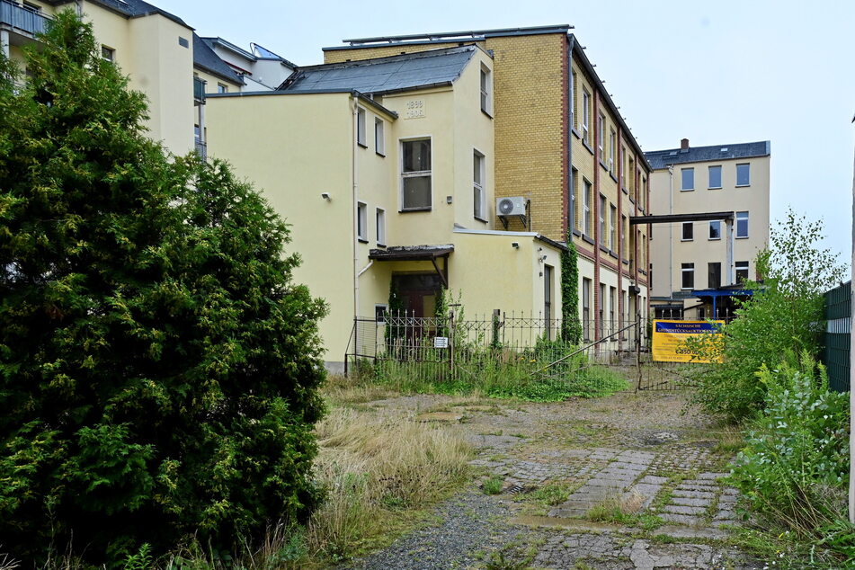 Diese ehemalige Fabrik in Schloßchemnitz wird Anfang September versteigert.