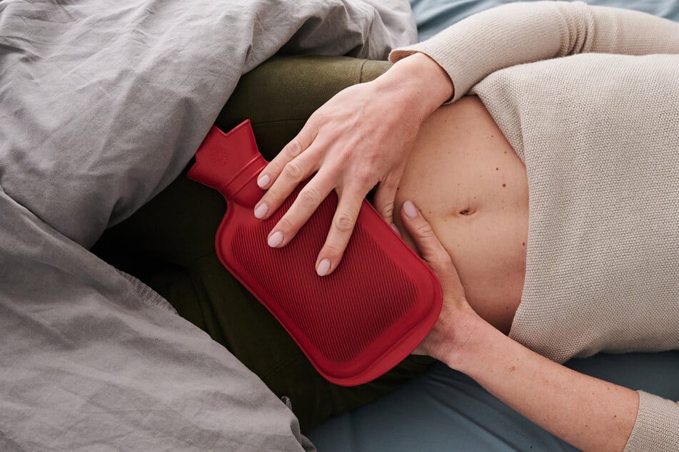 Bei Endometriose ist die Periode eine Qual und mit starken Schmerzen verbunden. (Symbolbild)