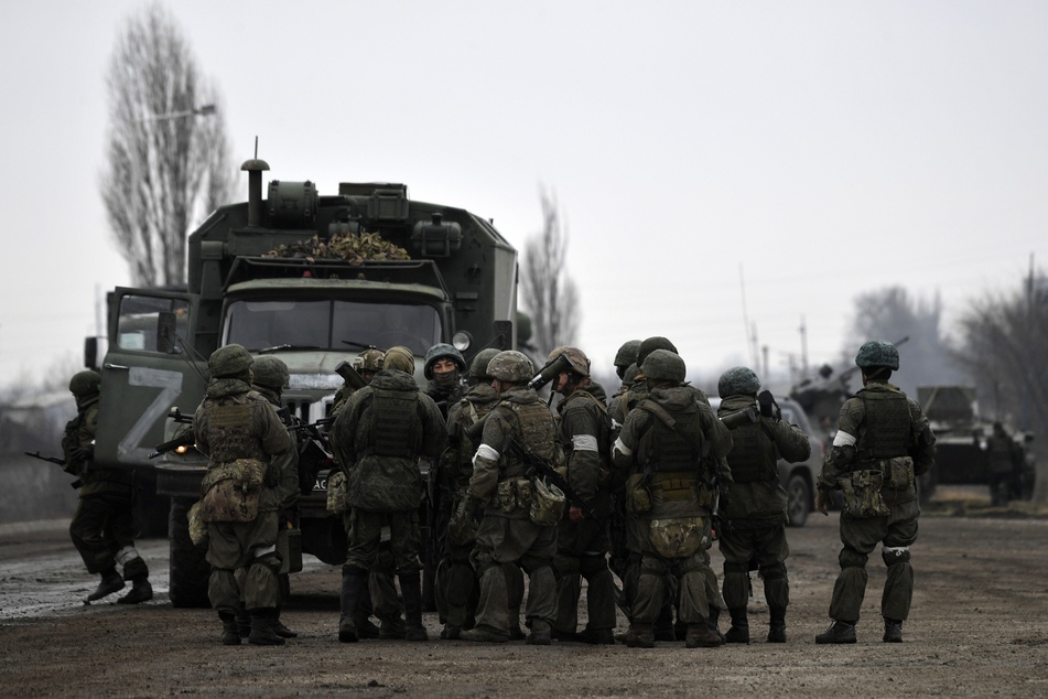 Russische Soldaten in Armjansk im Süden der Ukraine.
