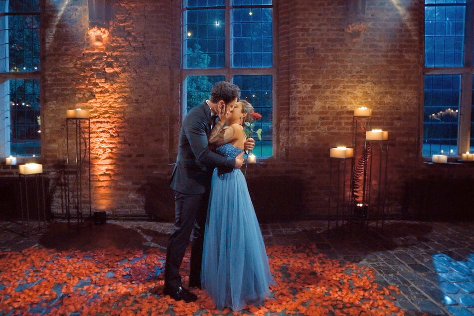 In der siebten Staffel von "Die Bachelorette" eroberte der heute 28-Jährige das Herz von Melissa Damilia (30).