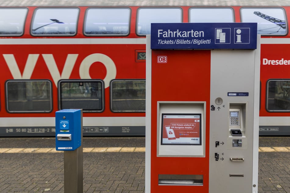 Bahnfahren im VVO dürfte ab 1. April 2025 wieder teurer werden. (Symbolfoto)