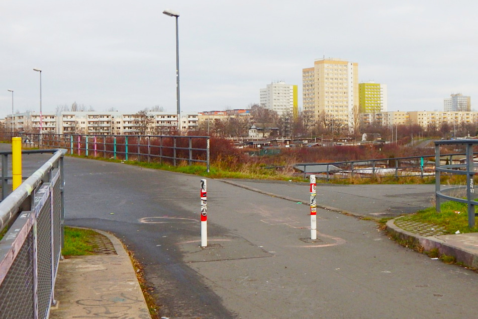 An der Fußgängerbrücke am Kohlweg wurde dem 22-Jährigen das Fahrrad gestohlen. (Archivfoto)