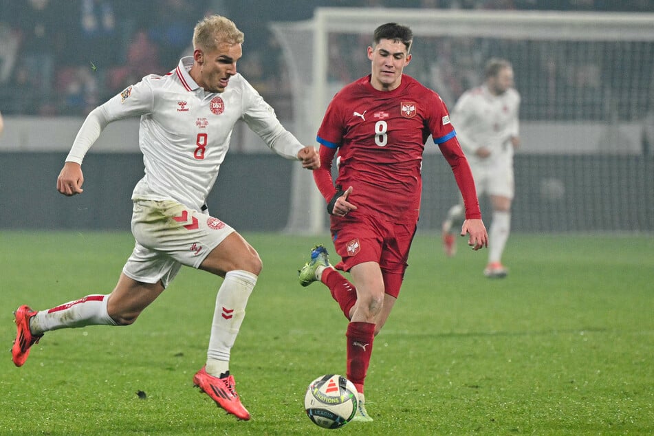 Andrija Maksimovic (17, r.) wird schon als "Serbien-Messi" bezeichnet. RB Leipzig soll großes Interesse haben.