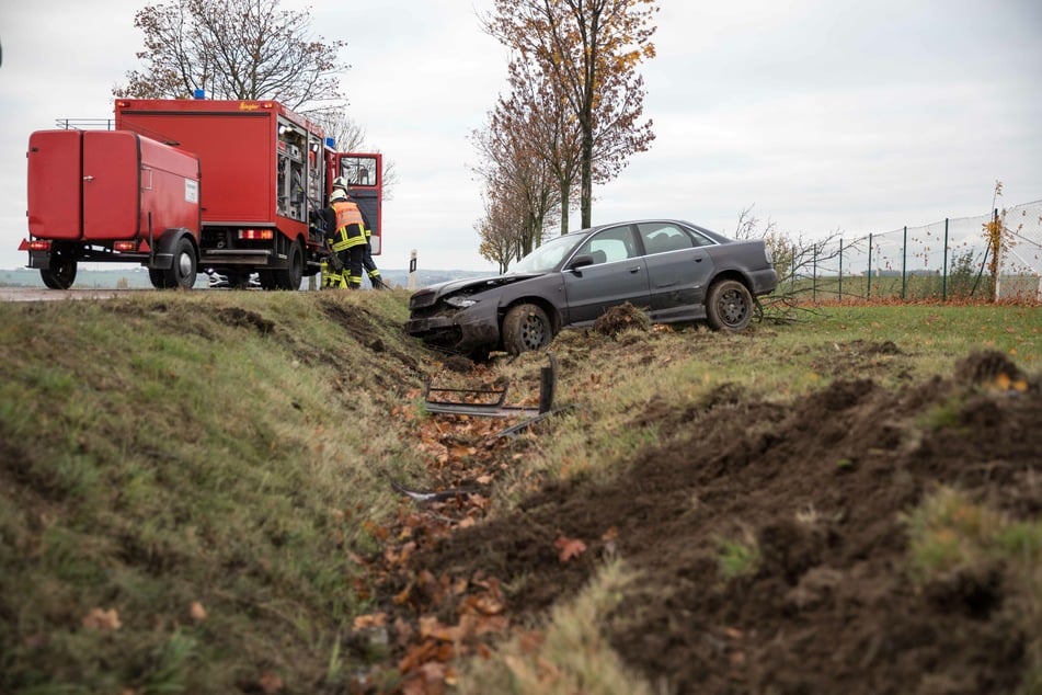 Der Audi-Fahrer wurde bei dem Unfall verletzt und musste ins Krankenhaus.