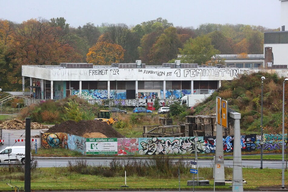 Die Robotron-Kantine: Von den 6,1 Millionen Euro an Sanierungskosten wird die Stadt etwa 10 Prozent übernehmen - der Rest kommt als Förderung und Spende.