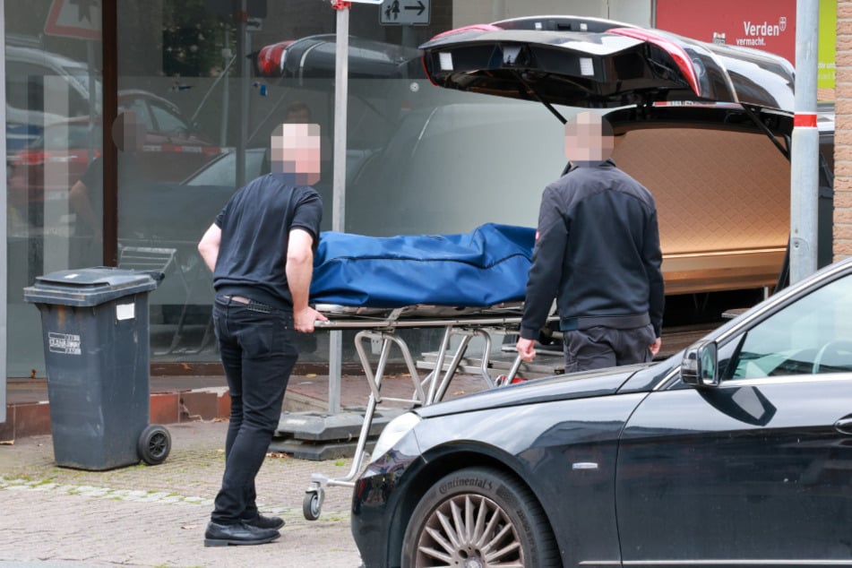 Für den 88-Jährigen kam jede Hilfe zu spät, er verstarb noch an der Unfallstelle.